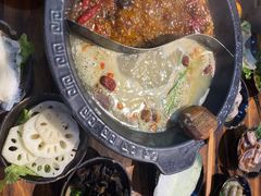 -烂摊摊火锅集市(长安总店)