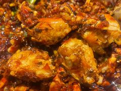 -凤凰路何眼镜香辣蟹(花果园店)