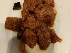 -上海虹桥君丽假日酒店(娄山关路地铁站店)
