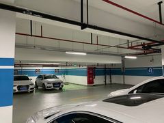 -经纬汇-停车场