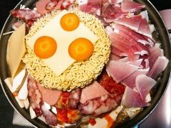 -炙韩料理·部队锅专门店