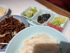 炸酱面-小吊梨汤·北京菜·烤鸭(鸟巢店)