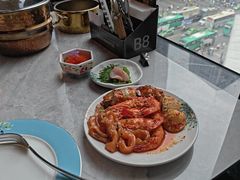 -雍容荟活波龙自助餐(IFS黑金店)