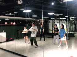 -学舞岛·成人少儿舞蹈培训