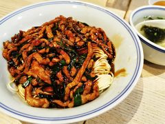 肉丝葱油拌面-君东记本帮面馆(天钥桥路店)