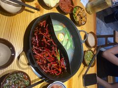 -乐闹闹重庆火鍋(民治店)