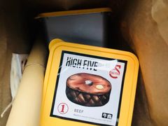 -HIGH FIVE哈福手工汉堡(桂林路店)