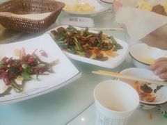 -秦扬居特色菜馆(上王村)