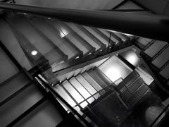 -穹六人间 people 6(岳阳路店)