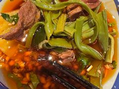 -爱你您·自家鱼塘·活水喷泉鱼火锅(八里店)