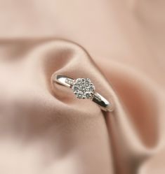 -威德钻石-克拉钻大本营(南京东路店)