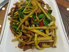 陕南竹笋炒肉丝-钟记陕南菜·煎锅鱼(红专南路店)