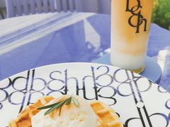 冰淇淋可颂华夫饼-boudoir&her不她(富华里店)