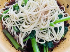 -张记奔吃小面