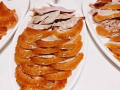-皇城根·鲁菜济南菜·吊炉烤鸭·炒鸡鱼头(济南旗舰店)