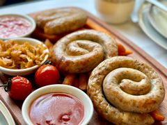 烤肠拼盘-莫斯科餐厅