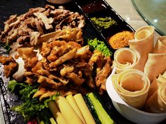 撸起袖子加油吃-伊带伊路新疆美食府(呼家楼店)
