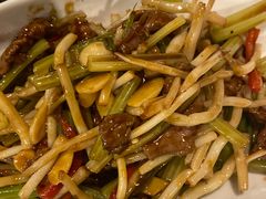 -东馆和天下特色餐饮(工农店)