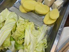 -超越炭火牛蛙火锅鸡(河东店)