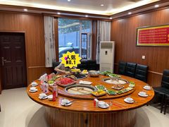 包厢-老哥铁锅炖鱼(嫩江北街店)