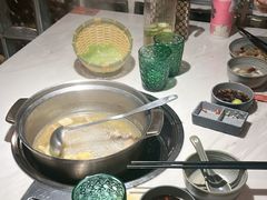 -喃喃椰·糟粕醋·椰子鸡火锅(七堡花园店)