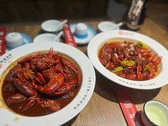-叶派龙虾•招牌香辣蟹·海鲜(中海国际店)