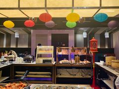 自助取餐区-夏阳湖皇冠假日酒店-自助餐厅