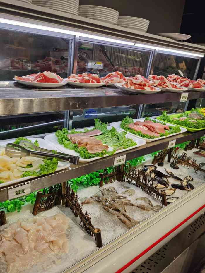 爱伲牛肉自助火锅(鑫都韵城店)-"问酒店老板附近有啥好吃的老板推荐说