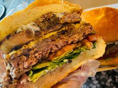 鹅肝牛肉汉堡-Cooking Man(中懋天地店)