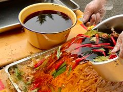 -拈签一笑黄牛肉辣卤串串