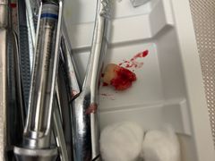 -上海市徐汇区口腔医院