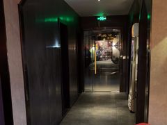 -一间森林酒店(上海人民广场店)