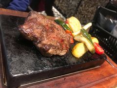 -Erman岩烧牛排(虹桥南丰城店)