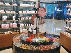 零售区-Laderach 莱德拉(上海环贸iapm店)