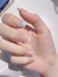 -UGIRL有个美甲