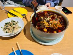 -渝信川菜 · 川味家常菜(财富购物中心店)