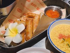 -小小集渔·泰式大排档(太古里香槟店)