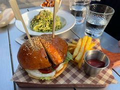 -三勾JJJ Burger&Coffee(梅溪湖店)