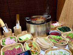 -独食火锅·半米屋台(直营总店)