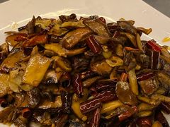 干椒牛肝菌-蔼若春.传承三十年云南菜(金碧公园店)