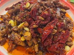 辣子鸡-柴窝堡22号辣子鸡·传承新疆菜