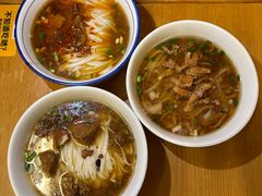 -矮子粉店1985·长沙米粉(湘春路店)
