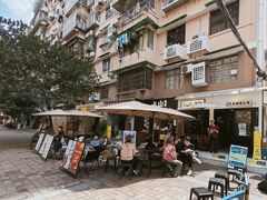 -CowCow其其·牛杂咖啡公司(六运店)