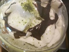 -星巴克(静安嘉里中心B2店)