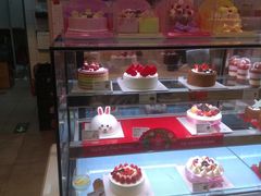 -巴黎贝甜(华堂新辰汇店)