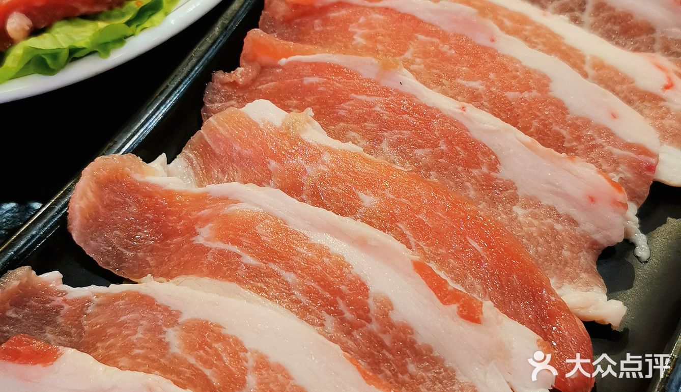 科技园区里的中式烤肉,洋葱鲜牛肉够香嫩~