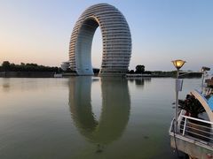 -湖州太湖旅游度假区-月亮广场