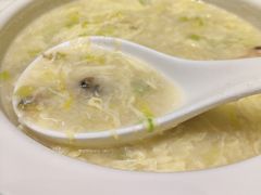 海鲜疙瘩汤-闫府私房菜·百年鲁菜(恒隆店)