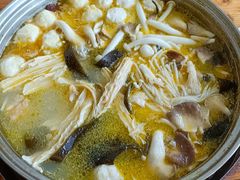 胡椒猪肚鸡-15年老字号鑫鑫猪肚鸡·椰子鸡海南火锅(兴隆华侨农场店)