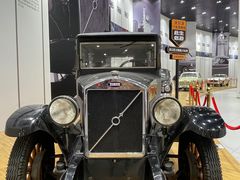 -杭州中沃沃尔沃4S店(滨江区店)